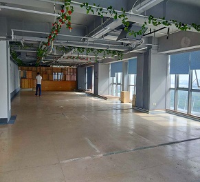 滨海CBD 财富广场558平方米 精装修 户型方正  视野好  低价出租